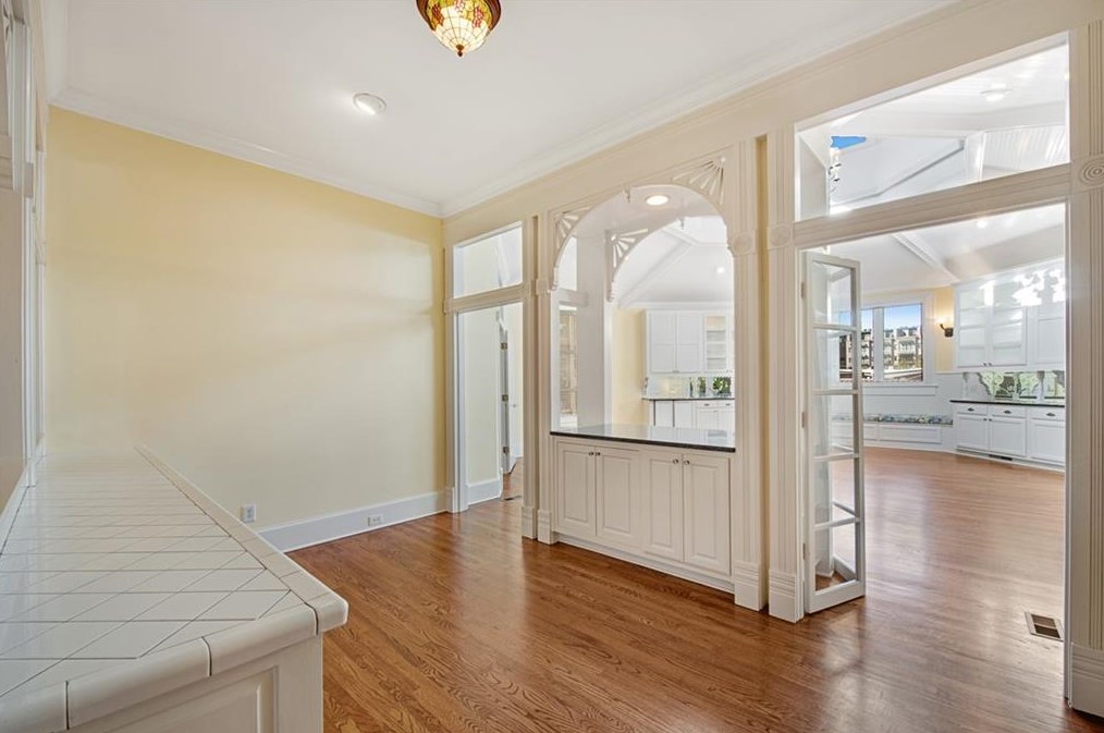80 Waddell St, Atlanta GA  30307-2465 exterior