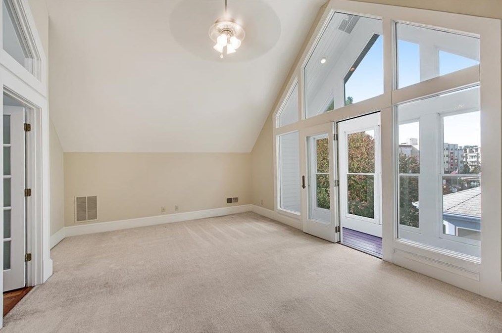 80 Waddell St, Atlanta GA  30307-2465 exterior
