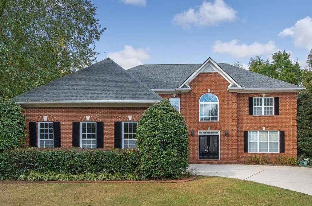 2121 Imperial Dr, Gainesville, GA 30501-1327