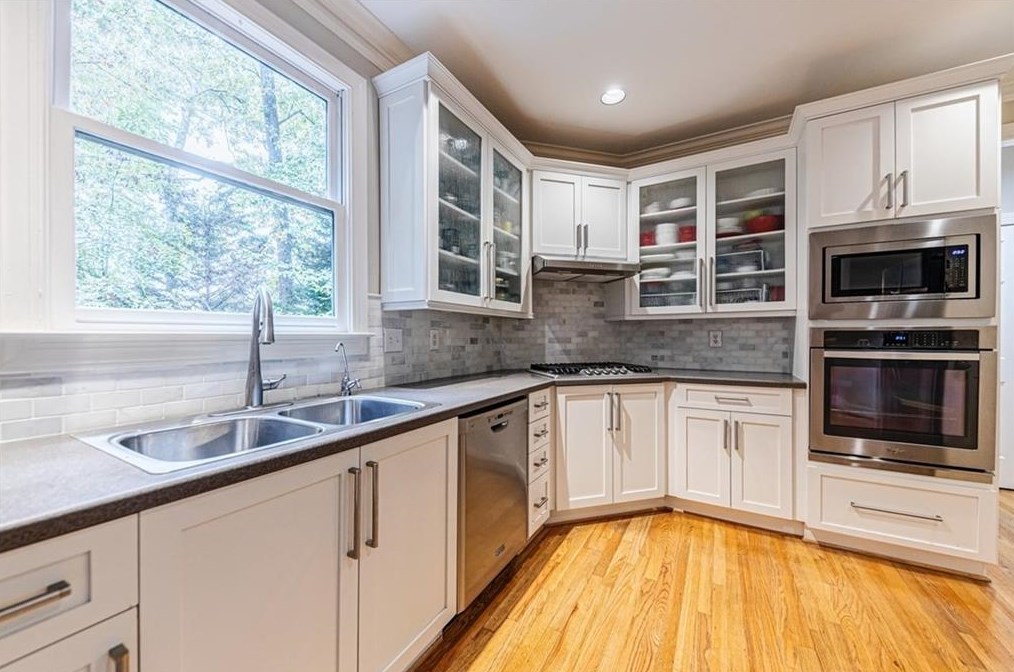 1142 Waldorfs Ct, Decatur GA  30033-3439 exterior