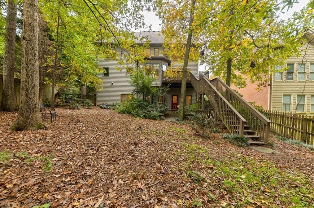 1142 Waldorfs Ct, Decatur GA  30033-3439 exterior