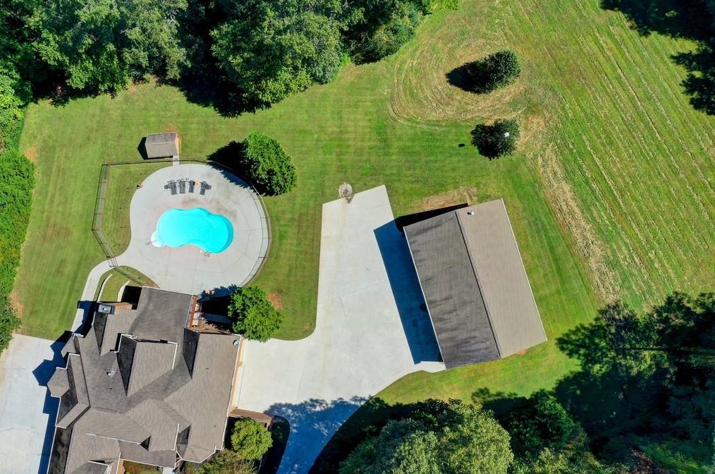 672 Blackberry Trl, Lawrenceville, GA 30043-4701
