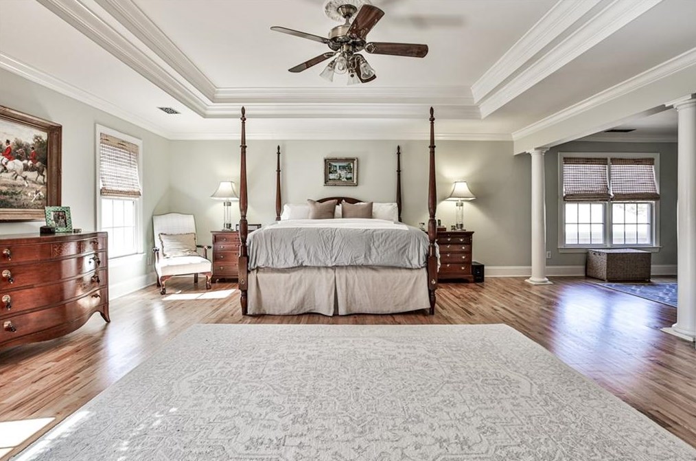 1015 Wescott Ln, Atlanta GA  30319-4328 exterior