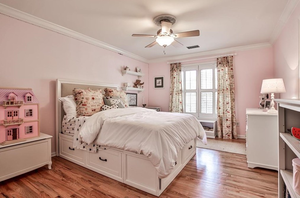 1015 Wescott Ln, Atlanta GA  30319-4328 exterior