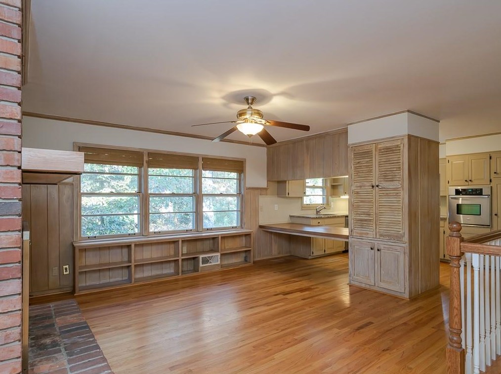 6560 Williamson Dr, Atlanta GA  30328-3340 exterior