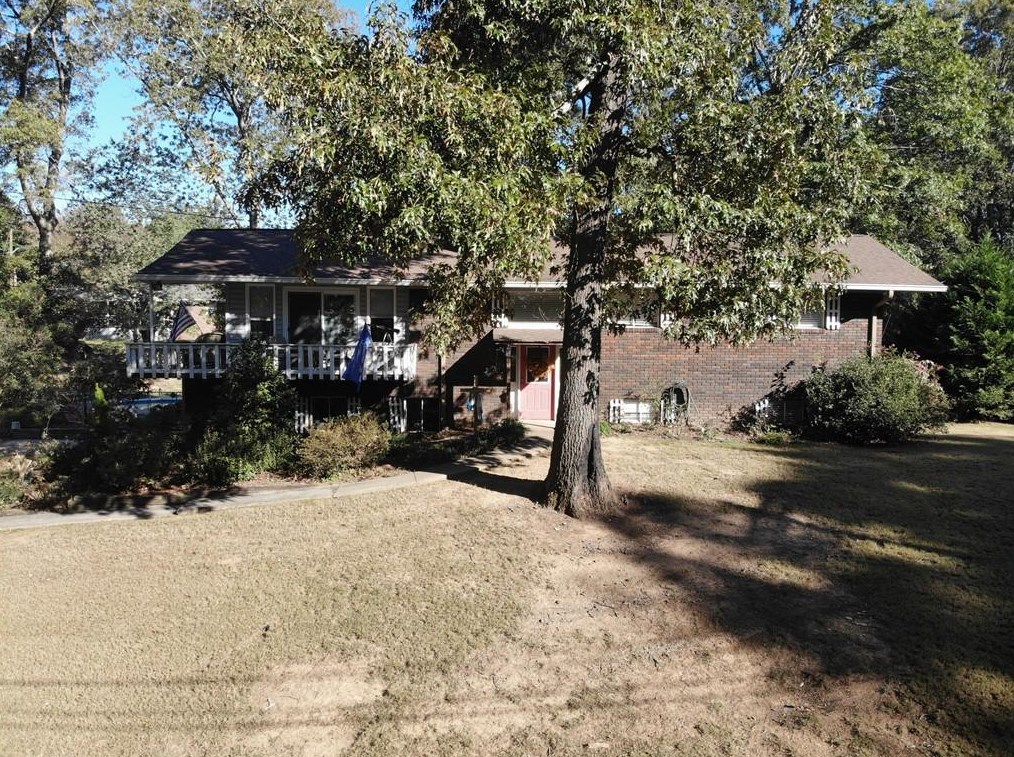 306 Woodland Dr, Calhoun, GA 30701-2529