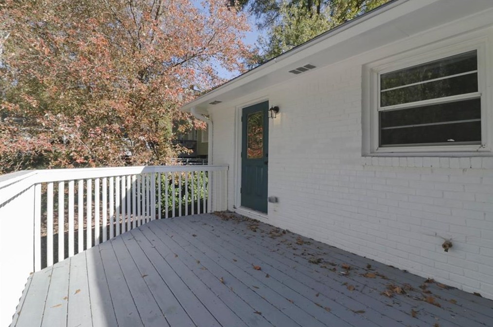 607 Densley Dr, Decatur GA  30033-5444 exterior