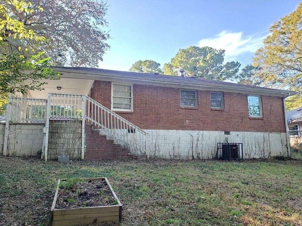 1980 Bandera Dr, Decatur GA  30032-7016 exterior