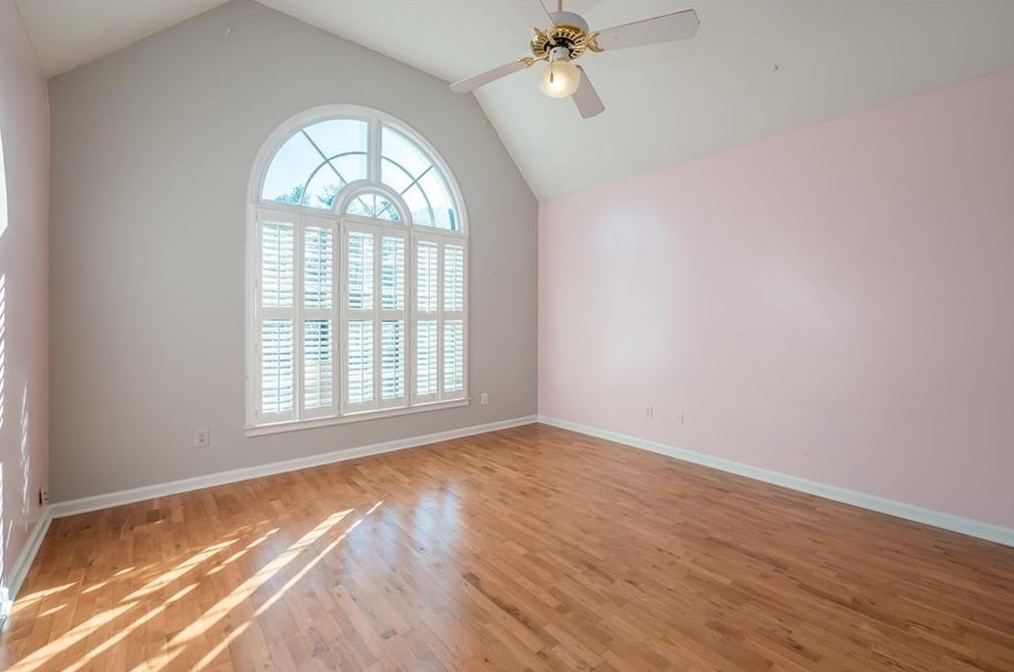 10410 Groomsbridge Rd, Alpharetta GA 30022-6029 exterior