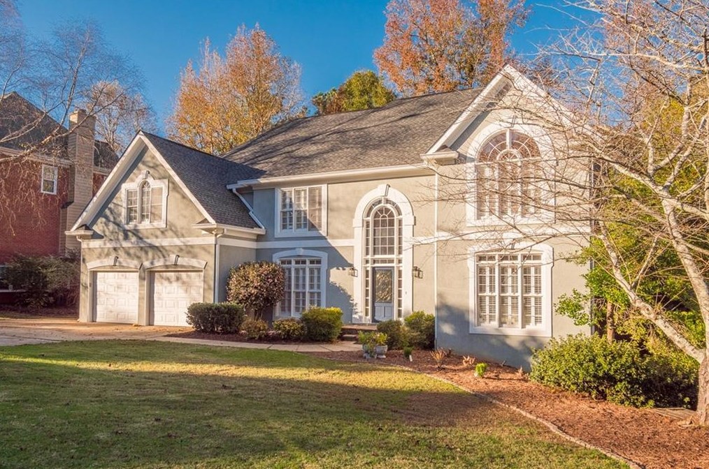 10410 Groomsbridge Rd, Alpharetta, GA 30022-2675