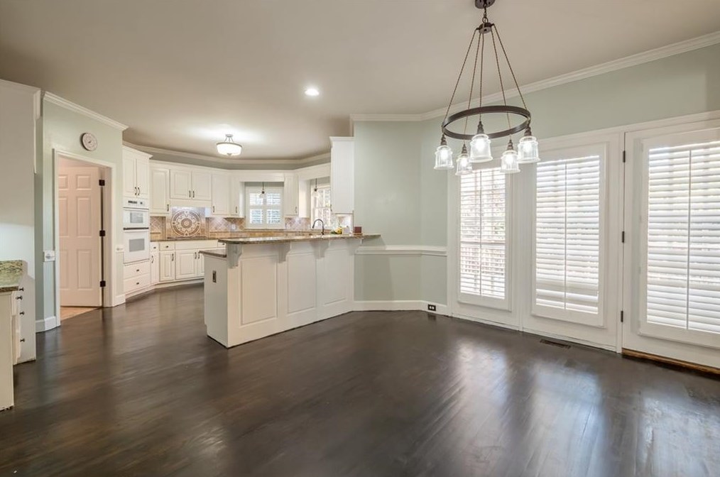 10410 Groomsbridge Rd, Alpharetta GA 30022-6029 exterior