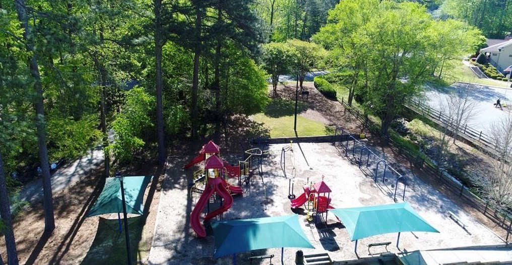 10410 Groomsbridge Rd, Alpharetta GA 30022-6029 exterior