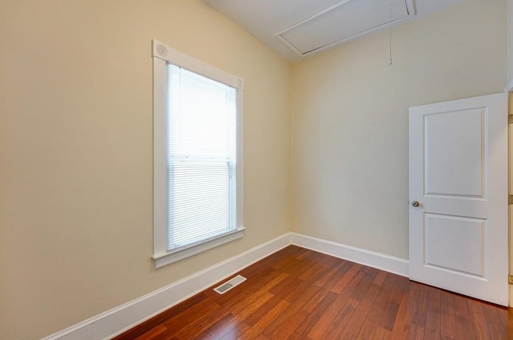 309 Oakland Ave, Atlanta GA  30312-2232 exterior