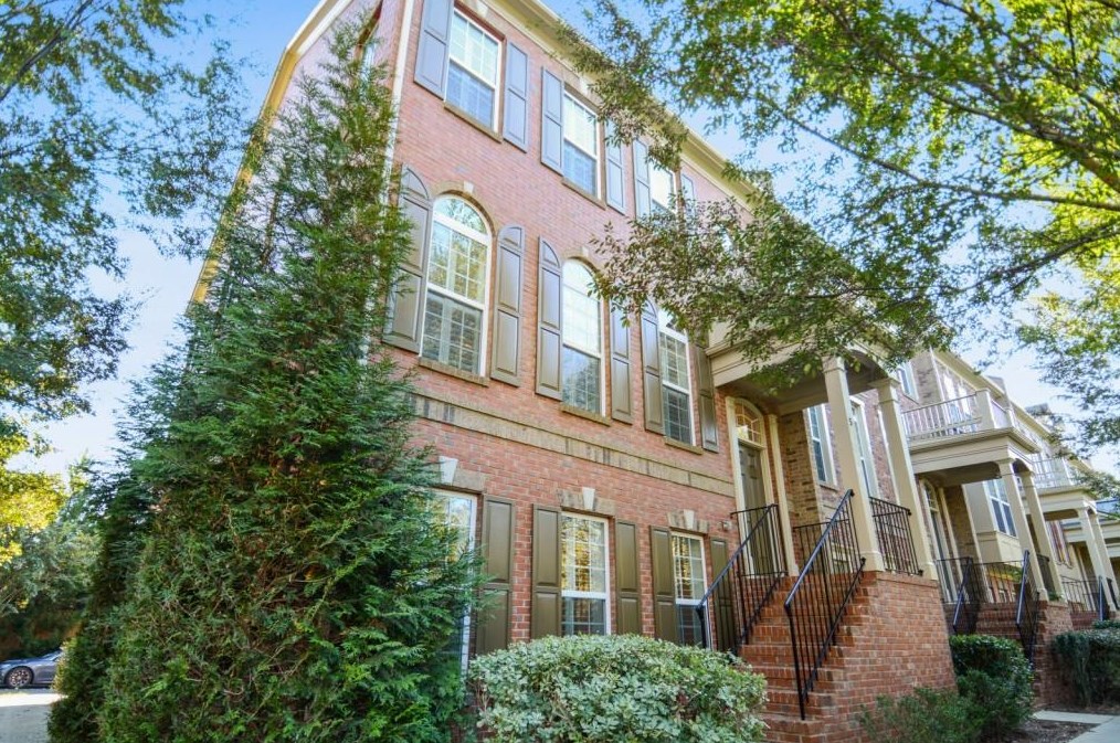 5 High Gate Trl, Decatur, GA 30030-1334