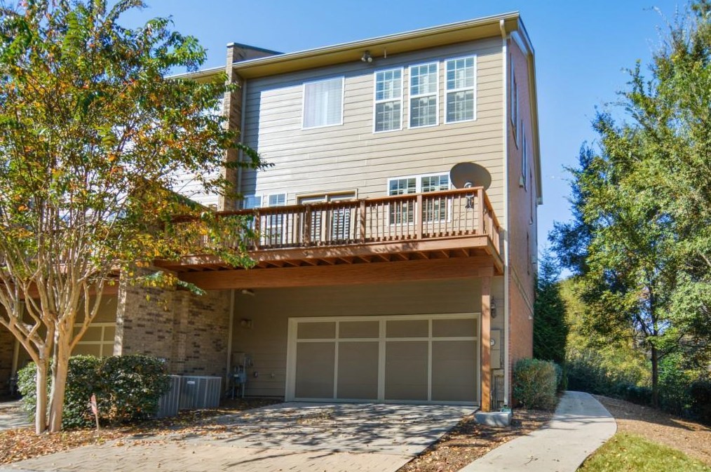 5 Highgate Trl, Decatur GA 30030-1334 exterior