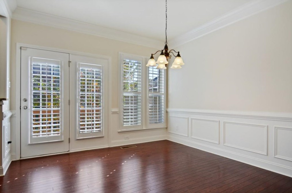 5 Highgate Trl, Decatur GA 30030-1334 exterior