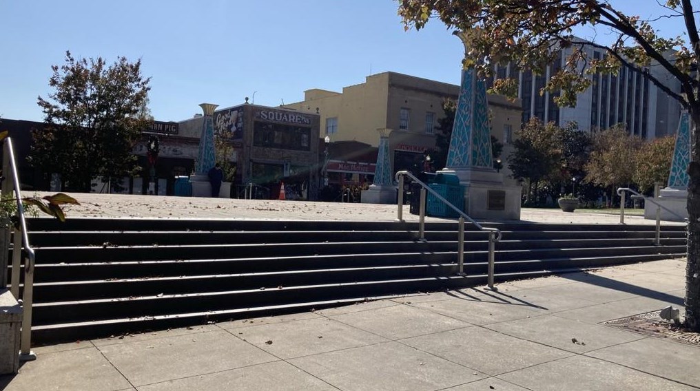 5 Highgate Trl, Decatur GA 30030-1334 exterior