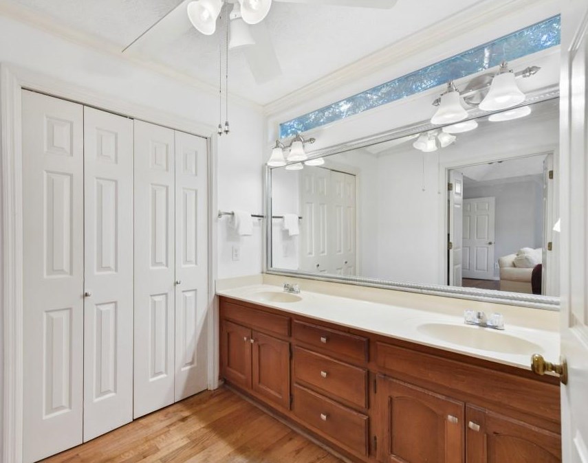 3803 Watkins Pl, Atlanta GA  30319-1828 exterior