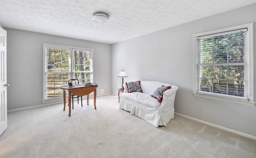 3803 Watkins Pl, Atlanta GA  30319-1828 exterior