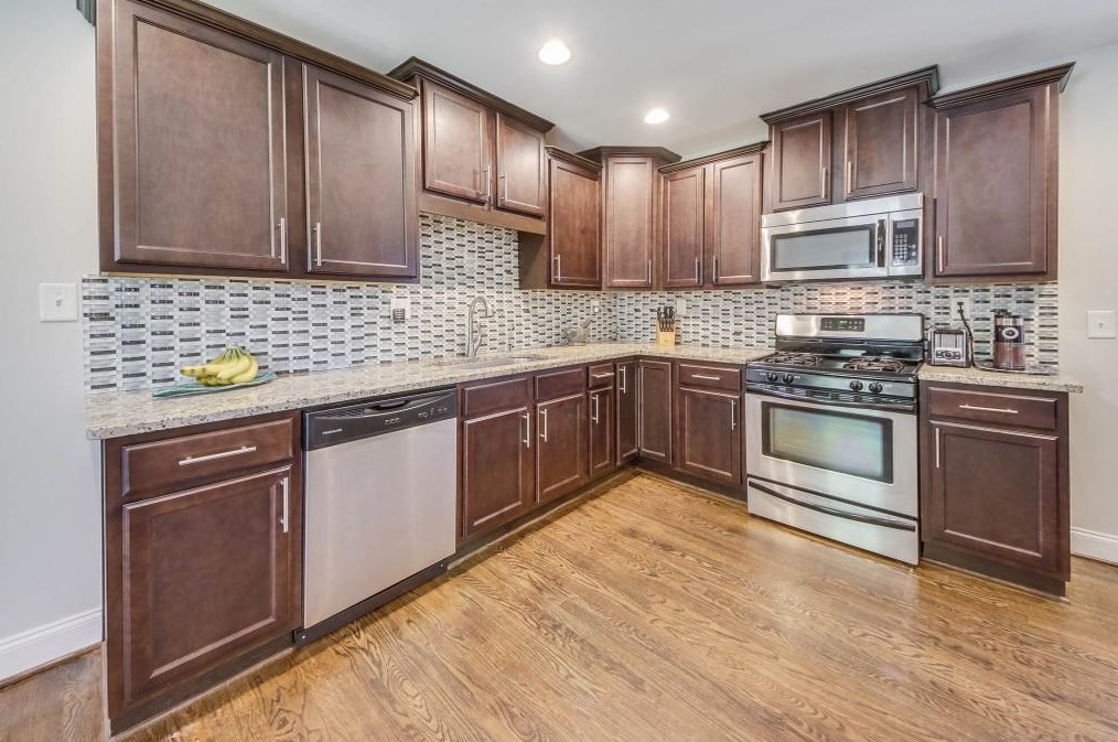1835 Winthrop Dr, Atlanta GA  30316-1713 exterior