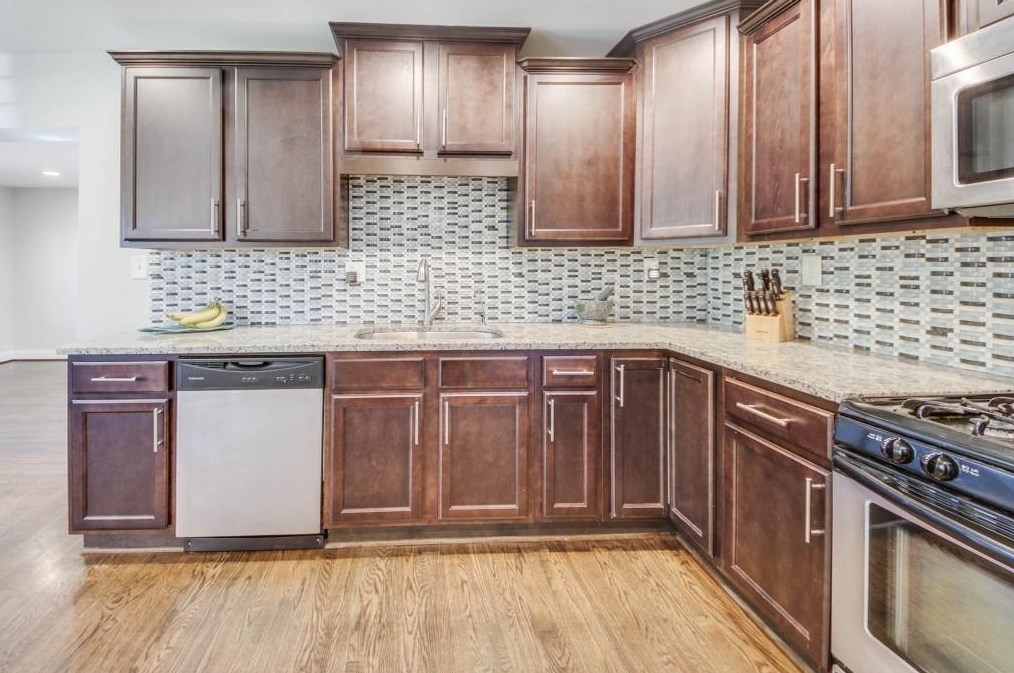 1835 Winthrop Dr, Atlanta GA  30316-1713 exterior