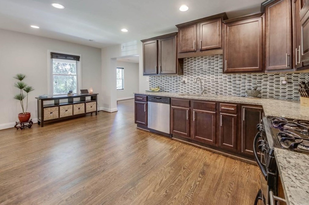 1835 Winthrop Dr, Atlanta GA  30316-1713 exterior