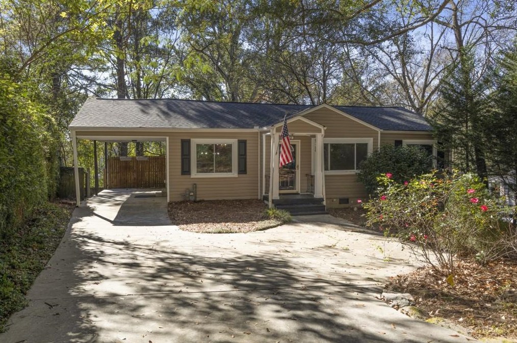 1022 Shepherds Ln, Atlanta GA 30324-4612 exterior