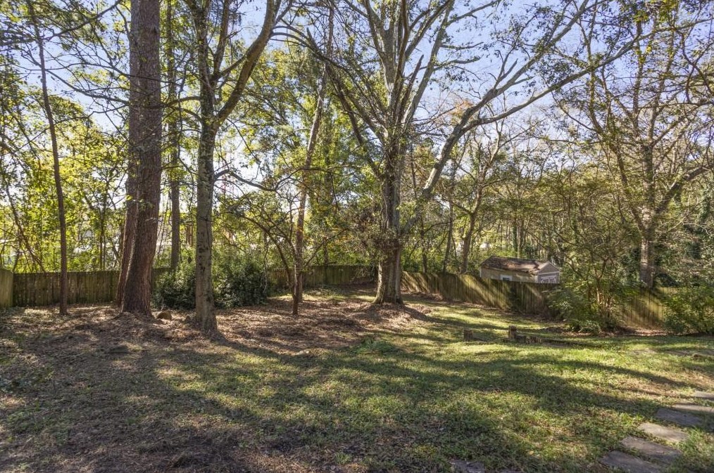 1022 Shepherds Ln, Atlanta GA 30324-4612 exterior