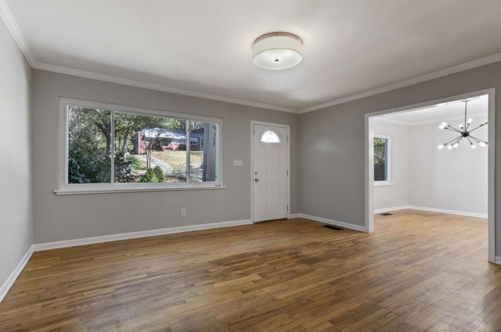 1022 Shepherds Ln, Atlanta, GA 30324-4612