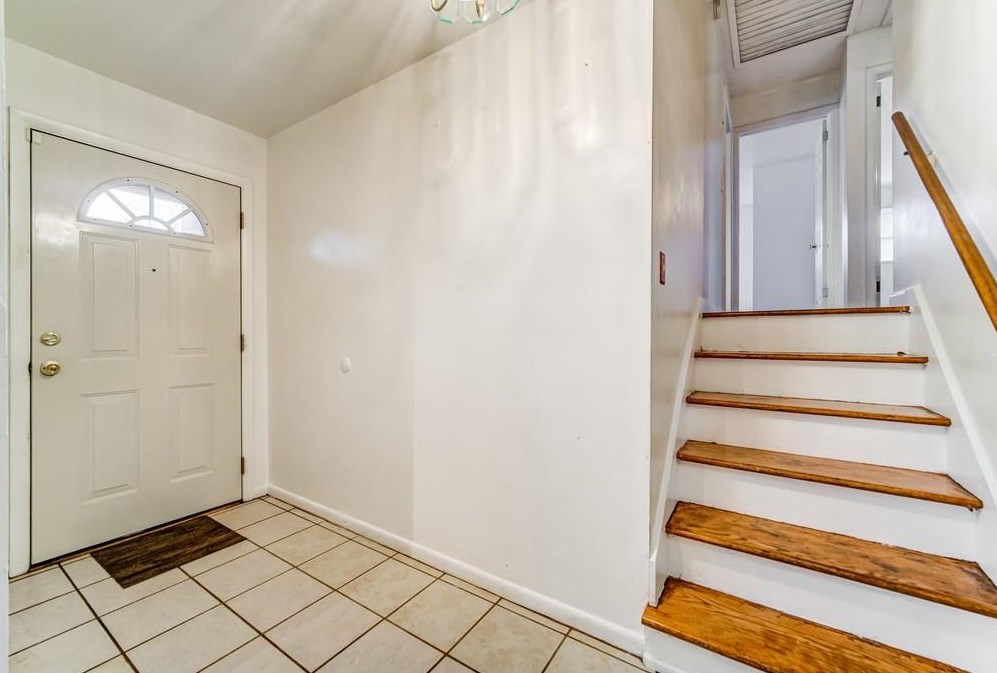 2579 Tyler Way, Decatur GA  30032-5627 exterior