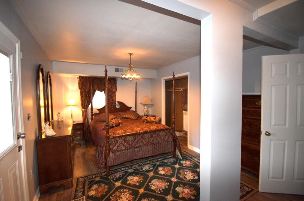 1064 Mccalla St Ne, Conyers, GA 30012