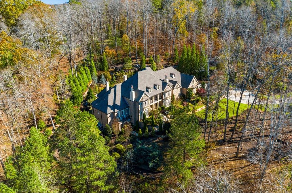 190 Allmond Ln, Alpharetta, GA 30004-2420