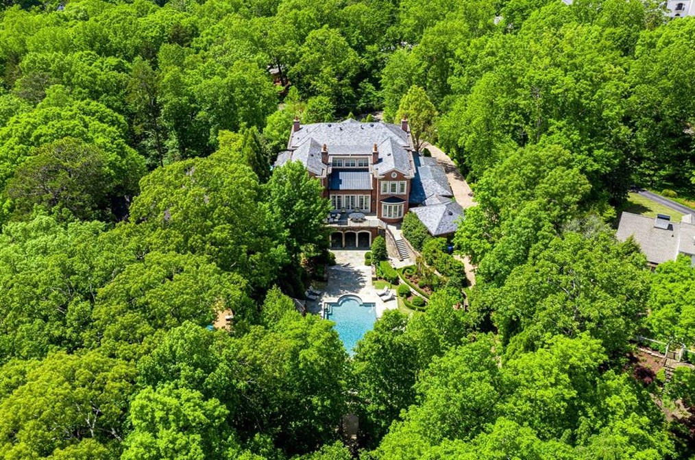 3497 Woodhaven Rd, Atlanta, GA 30305-1008