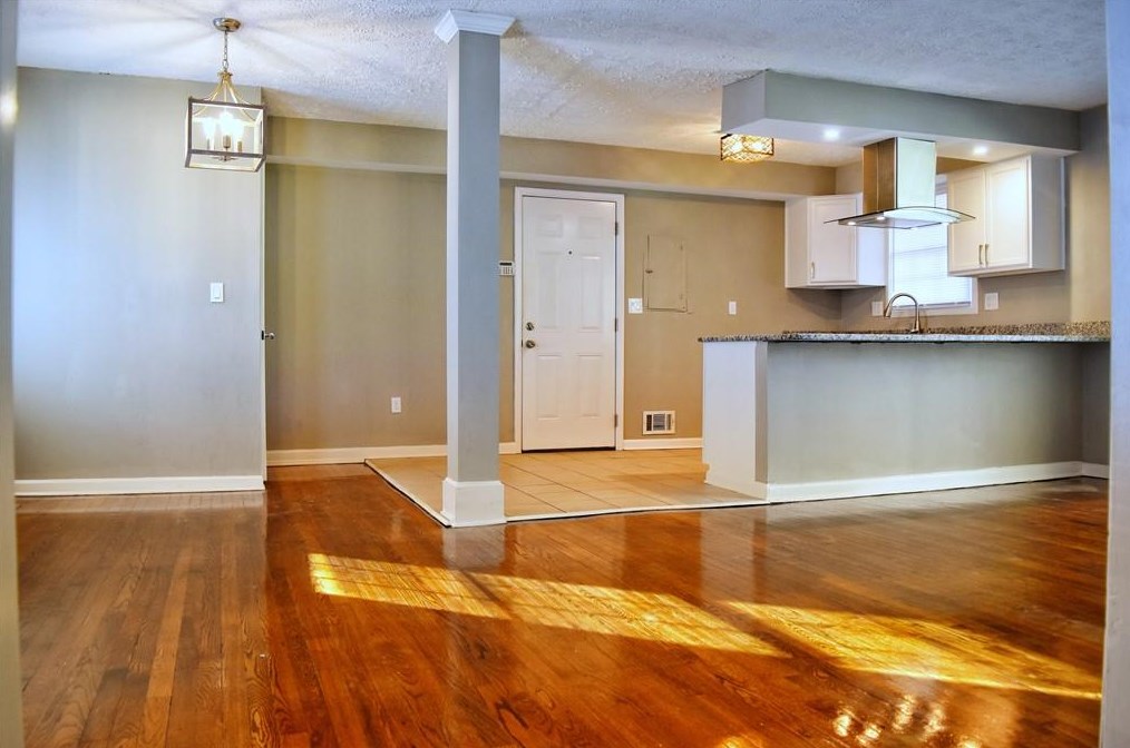 2042 Barberrie Ln, Decatur GA 30032-3918 exterior