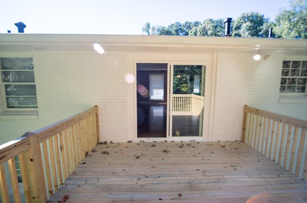 2042 Barberrie Ln, Decatur GA 30032-3918 exterior