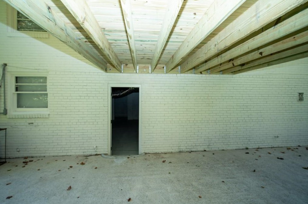 2042 Barberrie Ln, Decatur GA 30032-3918 exterior