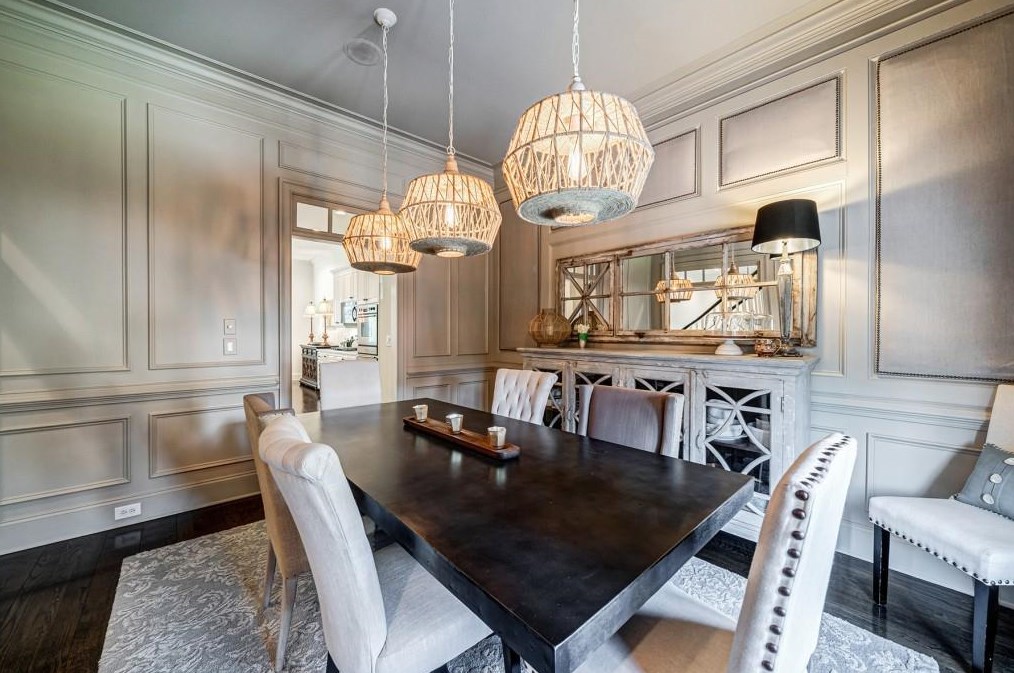 1353 Vlg Park Dr, Atlanta GA 30319-3480 exterior