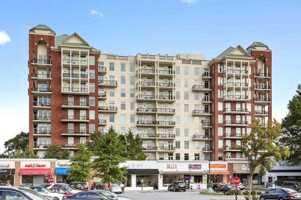 3820 Roswell Rd, Atlanta GA  30342-4441 exterior