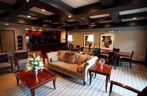 4108 Westchester Rdg, Atlanta GA  30329-2496 exterior