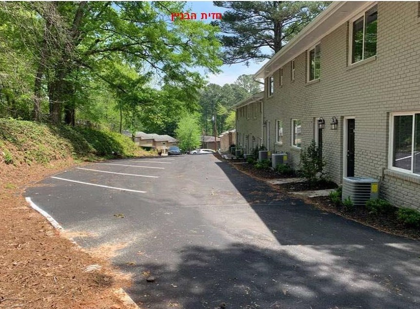 2451 Peachwood Cir, Atlanta, GA 30345-1800