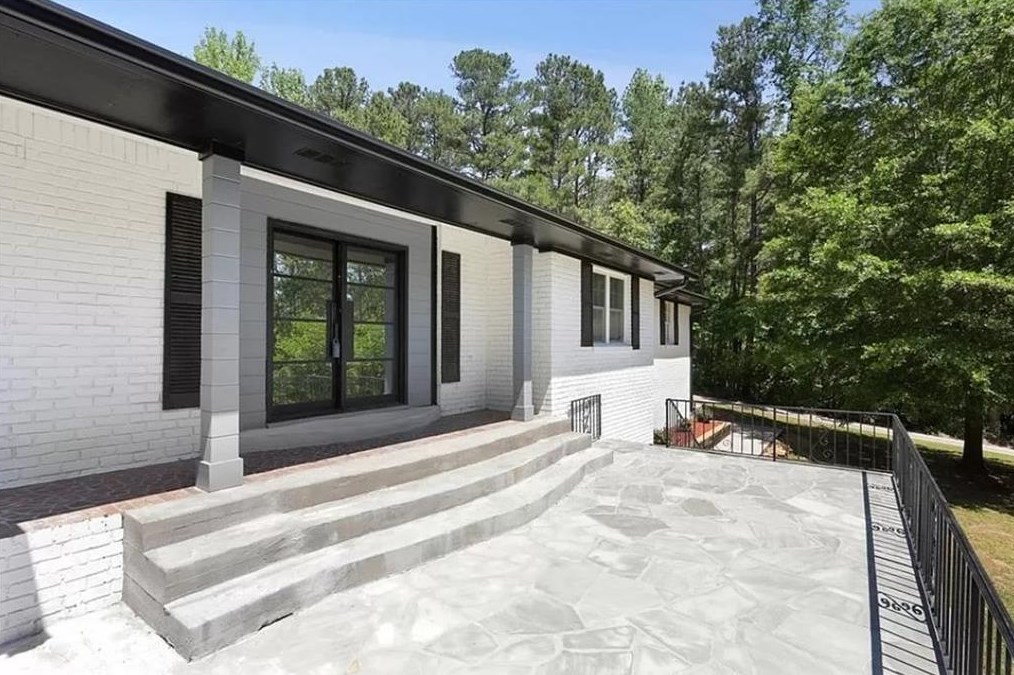 4525 Thompson Rd, Atlanta, GA 30349-1544
