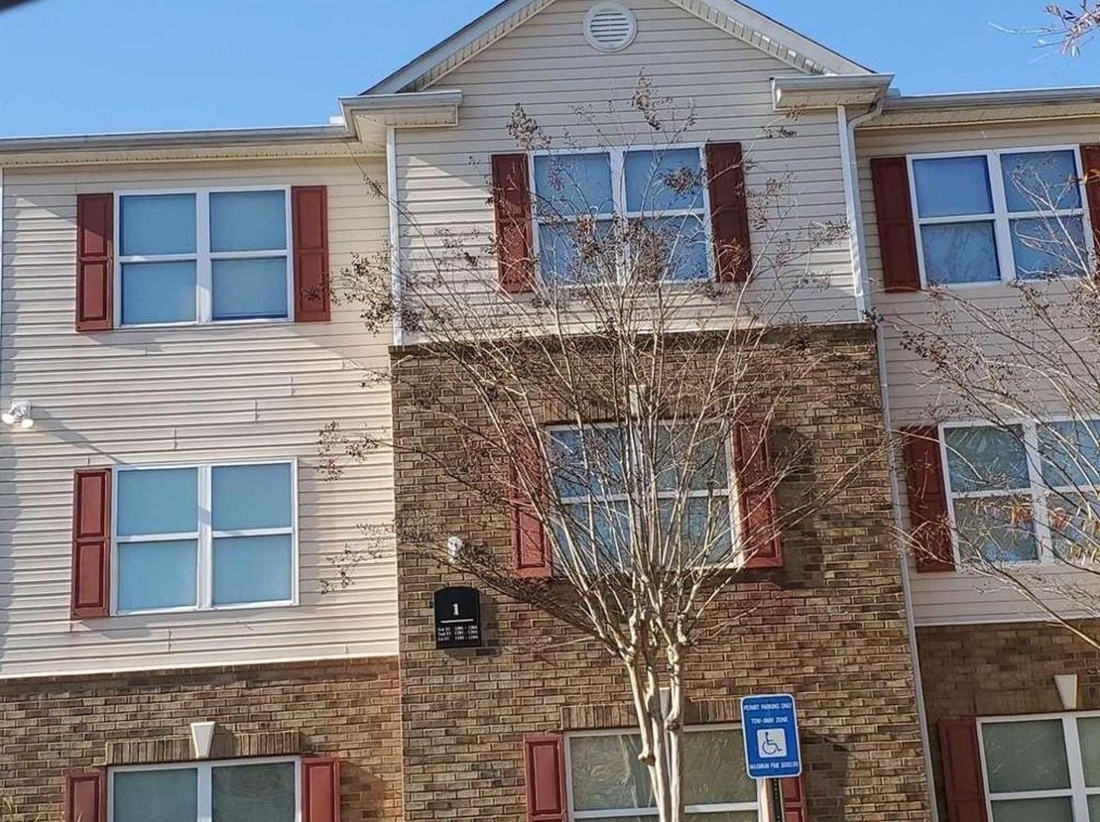 1304 Waldrop Pl, Decatur, GA 30034-7400