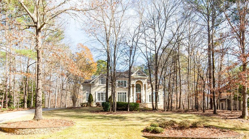9560 Red Bird Ln, Alpharetta, GA 30022-5548