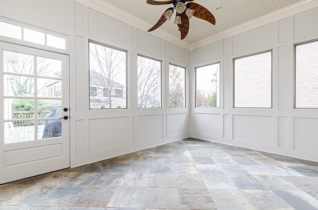 3174 Silver Lk Dr, Atlanta GA 30319-2344 exterior