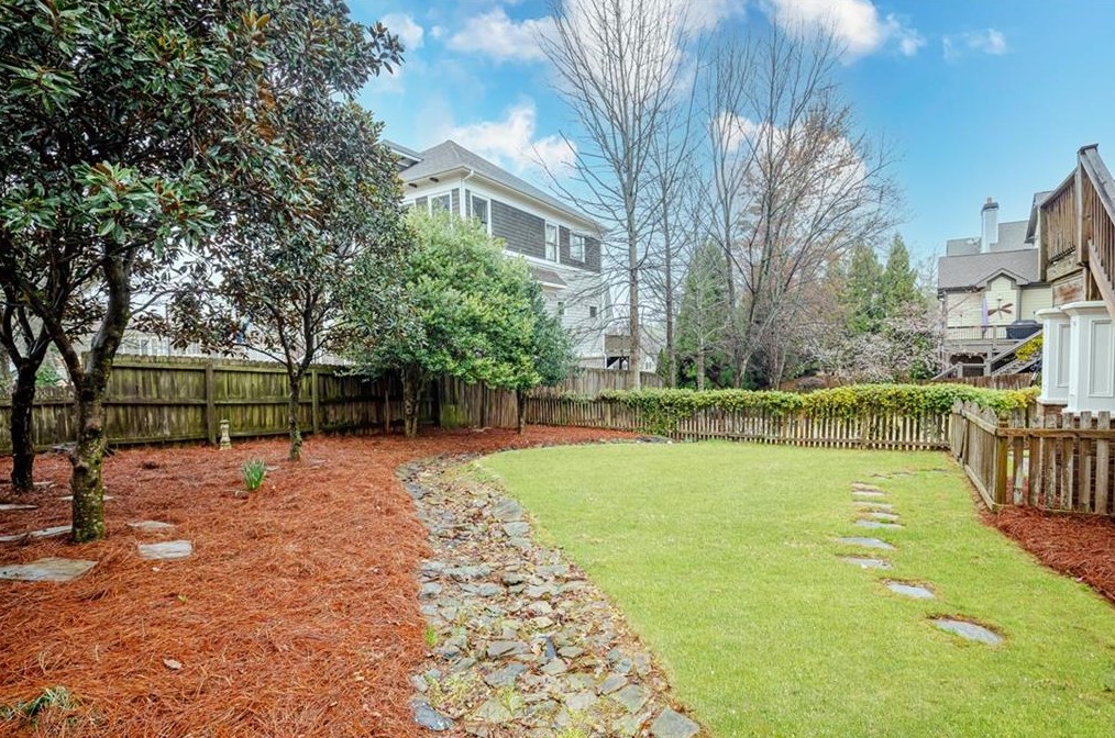 3174 Silver Lk Dr, Atlanta GA 30319-2344 exterior