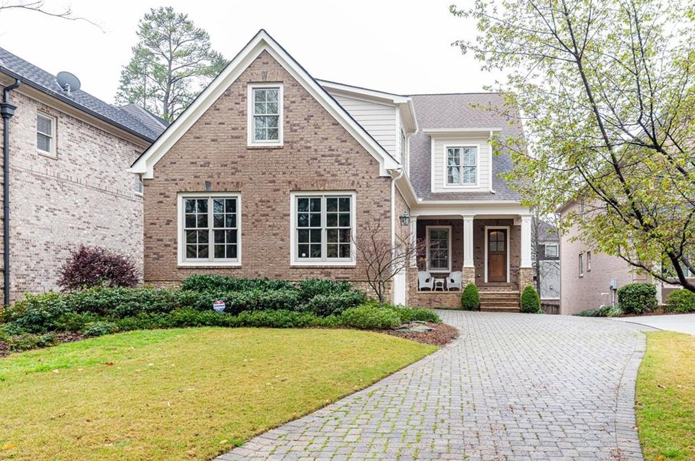 3174 Silver Lake Dr, Atlanta, GA 30319-2344