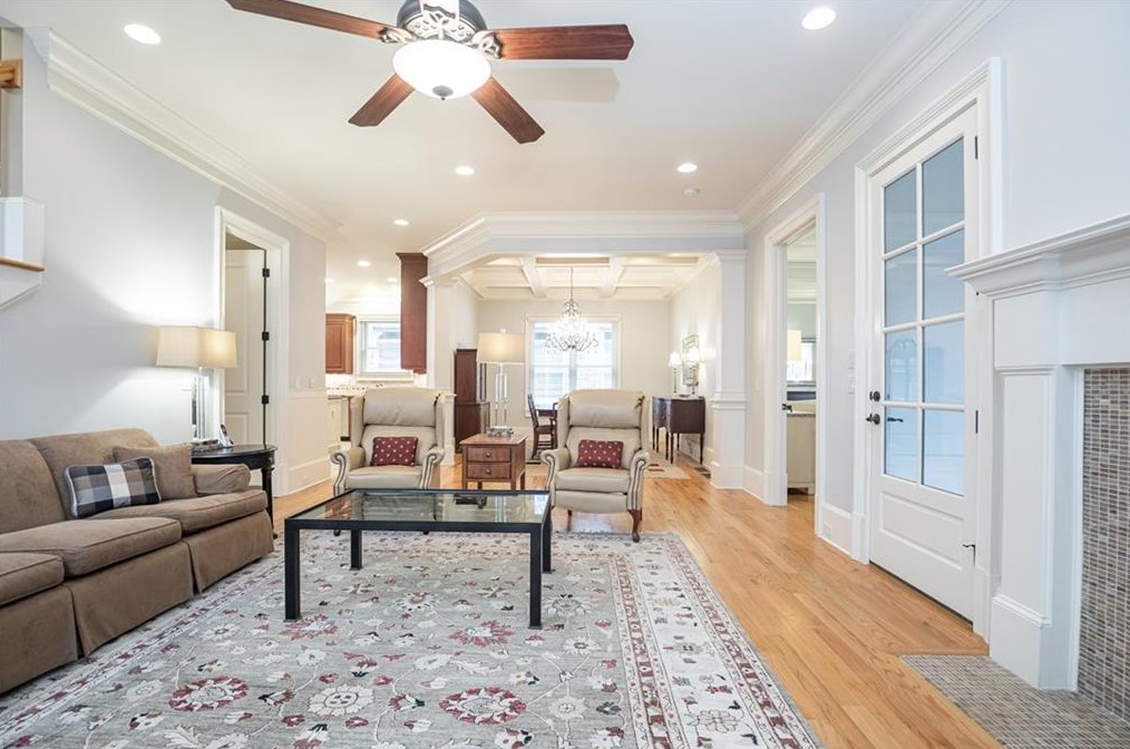 3174 Silver Lk Dr, Atlanta GA 30319-2344 exterior