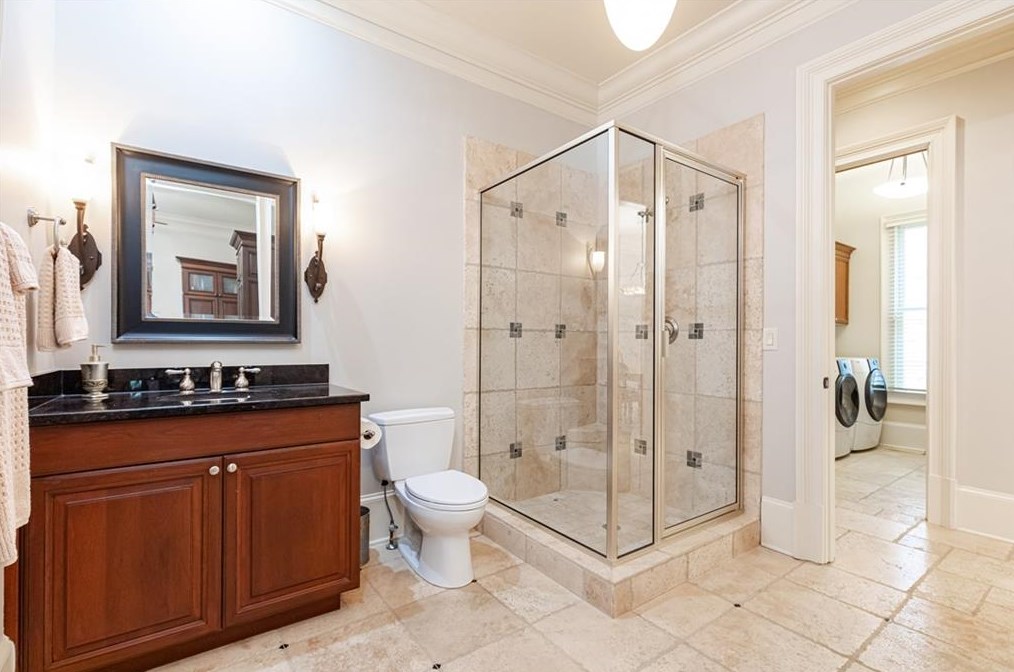 3174 Silver Lk Dr, Atlanta GA 30319-2344 exterior