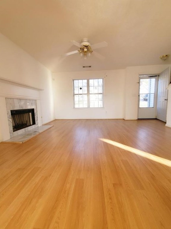 982 Sugar Oak Ln, Lawrenceville GA  30043-8703 exterior