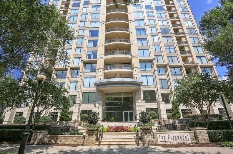 3445 Stratford Rd, Atlanta GA  30326-1714 exterior
